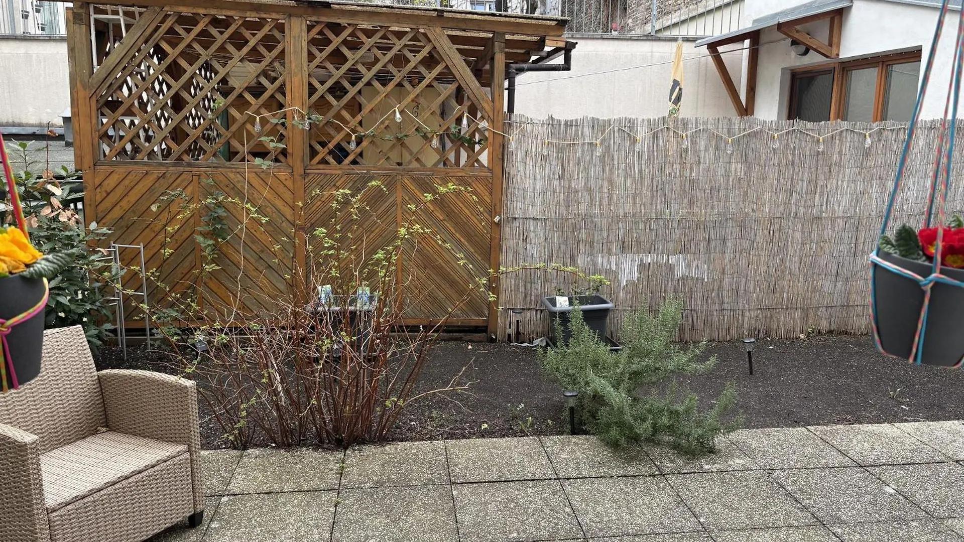 Charming & Calm 1-Bedroom Apartment In Lovely Vienna With Garden